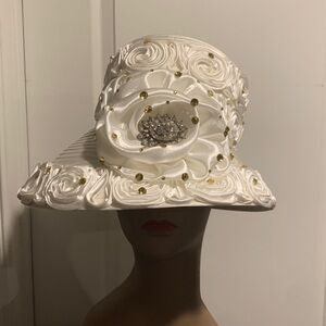 Elegant off White Floral Hat with Gold Accents